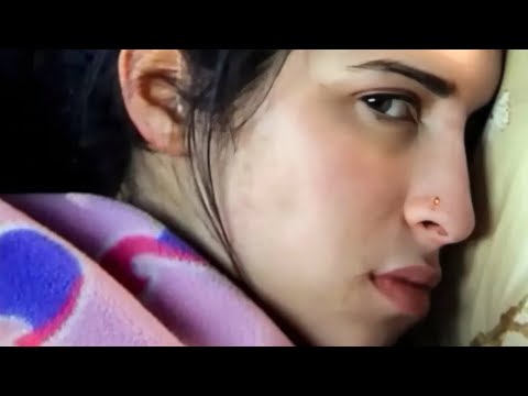Thumbnail for Amy Winehouse : addiction et célébrité