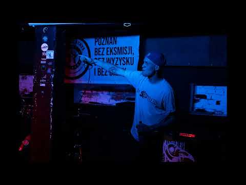 Niumek - DIY (ft. Profesor Ulicy)