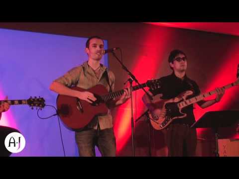 A.J MOORE BAND - 'HOW DO YOU KNOW': ACOUSTIC PERFORMANCE AT APPLE STORE