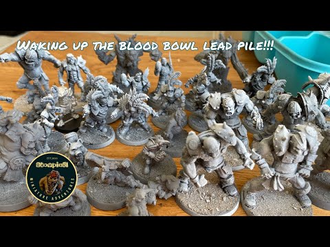 Blood Bowl halflings, treemen, ogres and various star player showcase