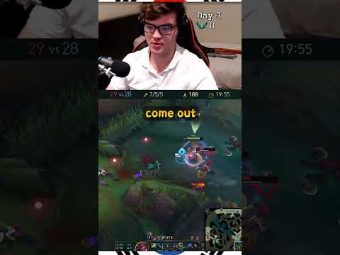 Showing off my RIVEN in Korean soloQ 😎