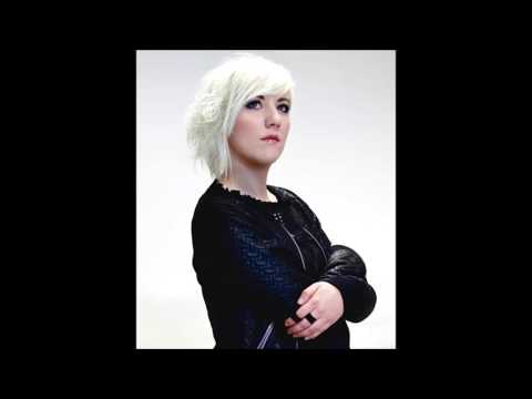 Nina Kraljić    2016 Eurovision  (Croatia)