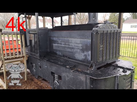 7 ton Whitcomb 1928 Locomotive in 8K