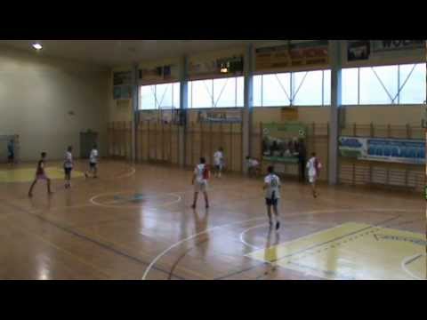 Finały w kategorii Juniorów Starszych: Płomień Limanowa - Orkan Niedźwiedź 06.01.2012r. cz.1