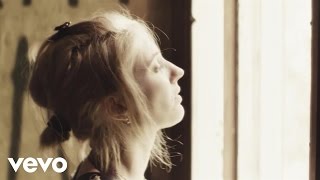 SVĒ - Talking to the Walls