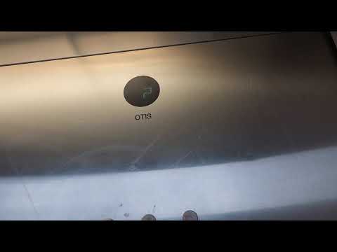 OTIS Hydraulic Elevator #2 @ Market Square Ramp - La Crosse, WI