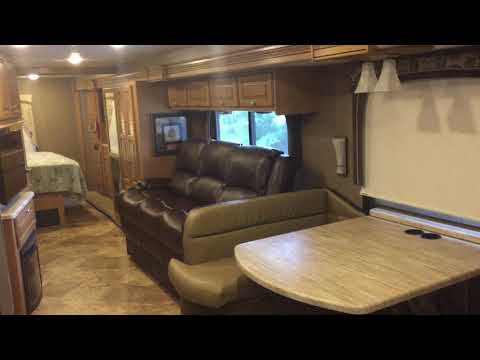 2016 Thor Miramar 34.2 recliner sofa installed
