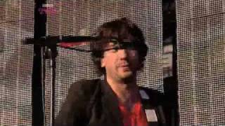 Snow Patrol - If There&#39;s A Rocket Tie Me To It (T In The Park 2009)