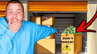 Old Storage Unit Owner HID MONEY In Back Of Storage Unit I Bought!