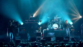 "She Got The Garden" - Paul Heaton & Jacqui Abbott @ Watford Colosseum 05 Dec 2017.