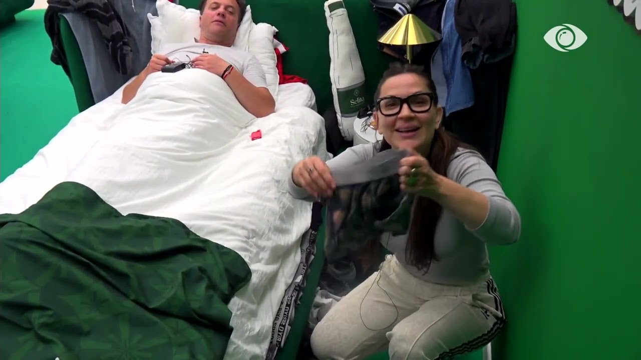 “Le të bëjmë një ‘bëhu gati me mua’”/ Rozana ngacmon Laertin: Këtu kemi letra dashurie…