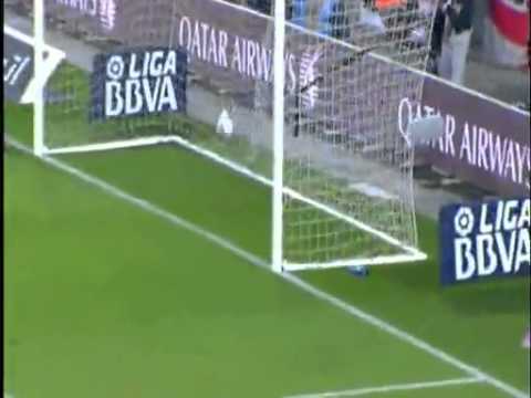 Golazo tiro libre de messi vs Almería