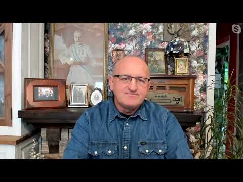 Komuniści walczą z komunistami. I okradają kapitalistów. | Zdaniem Kowalskiego, odc. 41