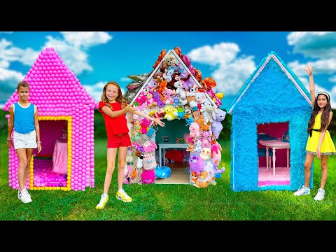 Настя и ее друзья украшают игровые домики для детей