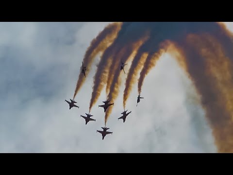 🇰🇷 ROKAF Black Eagles “Tornado Break” into Boscombe Down!