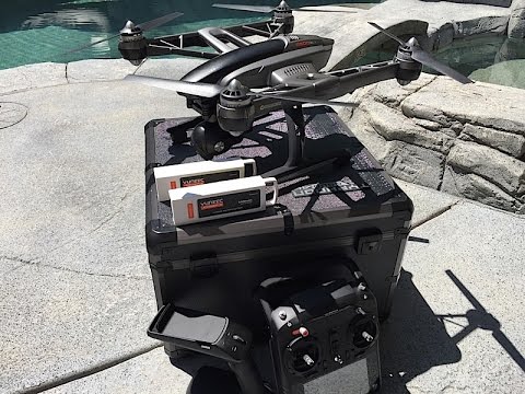 Yuneec Q500 4K Quick Review with DJI Phantom3 Pro