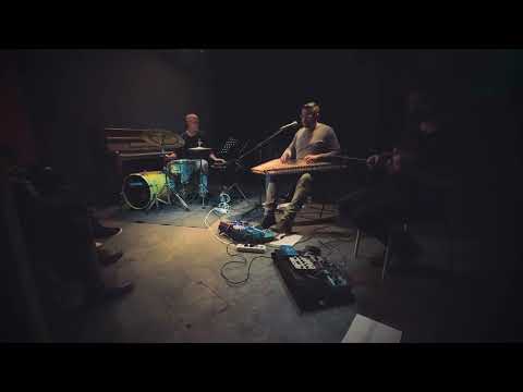 Tasos Poulios Trio - Εγώ σ'αγάπησα το Μάη (Zp87, Athens)