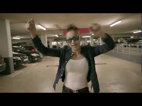 Paigey Cakey I Bought Cannons