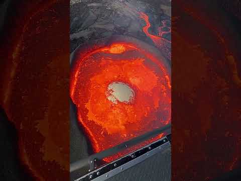 🌋🍿 Elle Utilise un Volcan pour Faire du Pop-Corn… Ça Tourne au Désastre ! 😱✈️😂