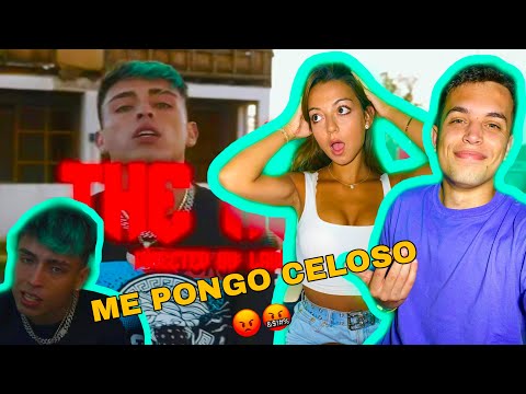 MI PRIMA REACCIONA POR PRIMERA VEZ A AK4:20 (AK4:20 - THE ROOKIE)  *ME pongo CELOSO*