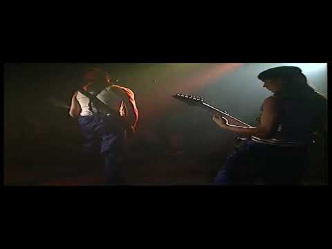 Los Muertos de Cristo - Lagrimas de sangre (directo)