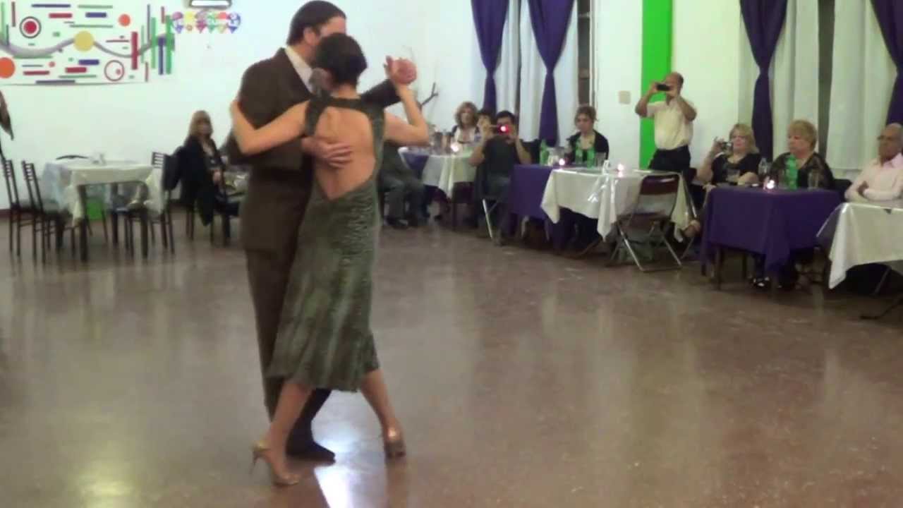 Luciana Gorosito y Adrian De Gregorio Tango "Remembranzas" En: Estación Tango (Jueves 03-10-13) 1/3