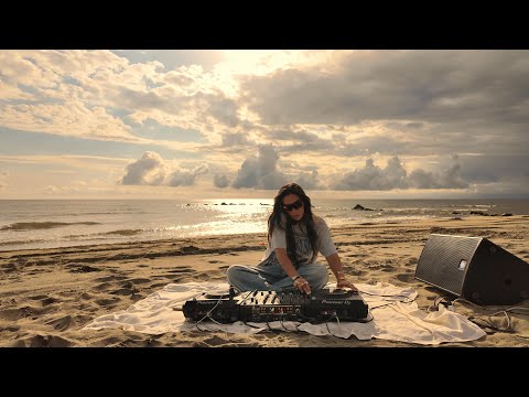 Ellynora - Waves of light [Hybrid set]