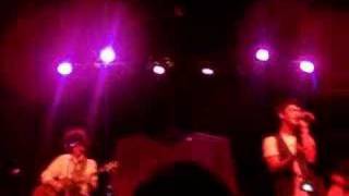 jonas brothers. i want a hippo...=]