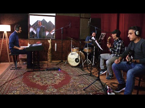 Contentment - Groovy Loons ft. John Ilija Apelgren