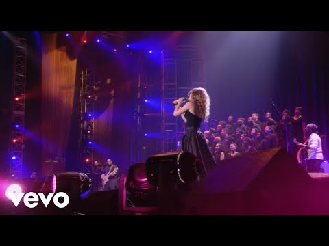 Thumbnail of the video: Mariah Carey - Anytime You Need a Friend (Live at Tokyo Dome)