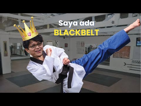 Kenali Azalina Othman: Puteri Taekwondo Johor yang pakar undang-undang