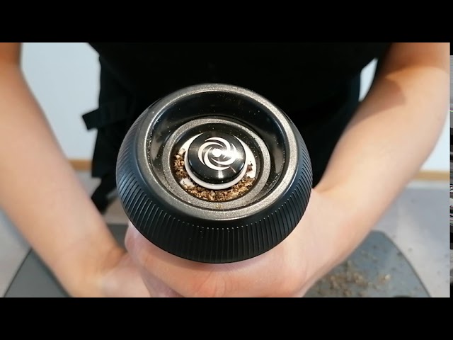 Video teaser per Funktion GEFU Salz- oder Pfeffermühle X-PLOSION®