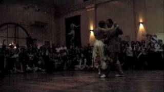 Virginia Pandolfi & Fabian Peralta ~ Mina Milonga en Salon Canning - Feb 2010 - 3