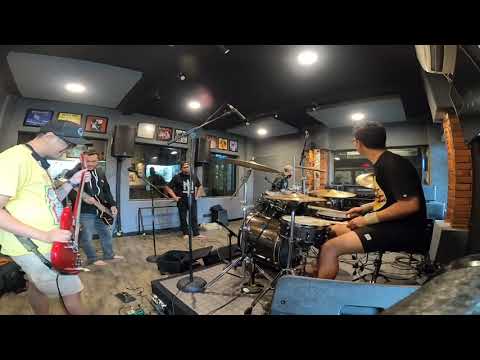 Ngintip Konfliktion Latihan di Studio