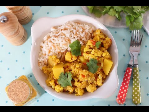 Aloo Gobi - Indian Style Cauliflower With Potatoes
