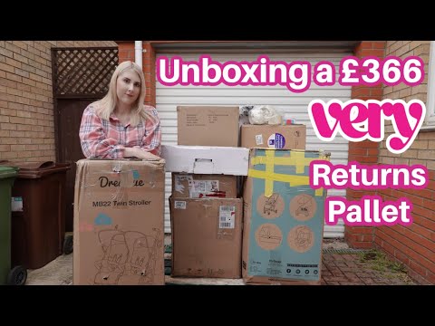 UNBOXING a VERY Returns Pallet! £2000 worth of Customer Returns!