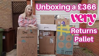 UNBOXING a VERY Returns Pallet! £2000 worth of Customer Returns!