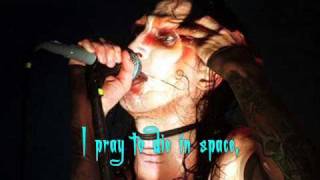 Apple of Sodom - Marilyn Manson [Lyrics, video w/ pic.]