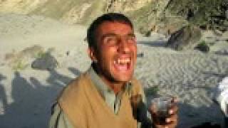 Abbas Anand Cricket Commentary/ Blind singer from Baltistan.AVI
