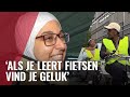 Mama Agatha geeft fietslessen aan migranten
