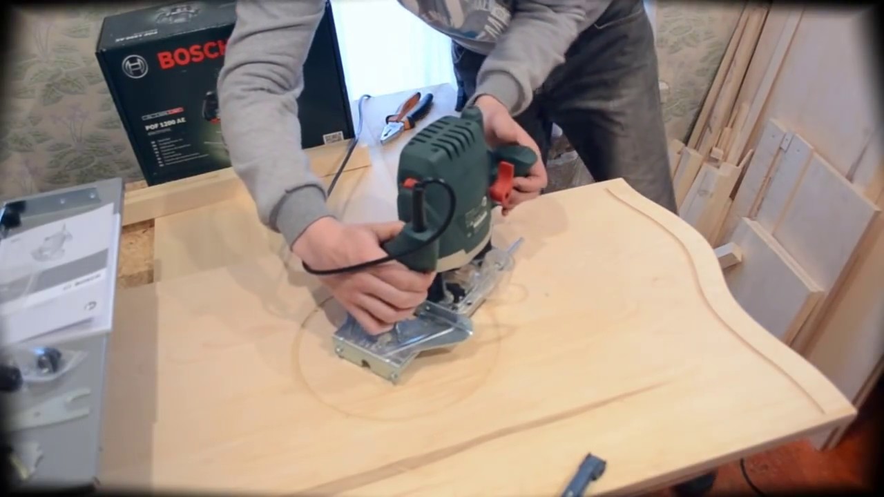 Фрезер Bosch POF 1200 AE (0.603.26A.100)  1200Вт 11000-28000об/мин макс.ход 55мм диам.хв.6/8мм