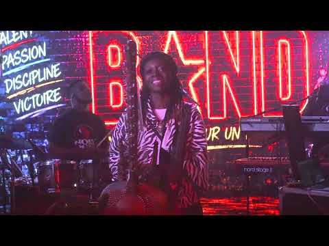 NARCIL KORA INTERPRÈTE I LOVE YOU DE DADJU ET TAYC 