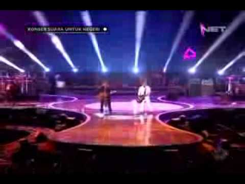 Iwan Fals Feat. Superman Is Dead [S.I.D] – Kuat Kita Bersinar