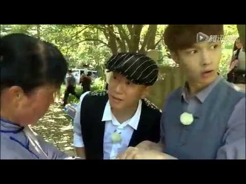 Yixing and his fear of pigeons