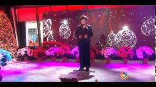 Susan Boyle - Susan sings a Christmas classic on the Today Show