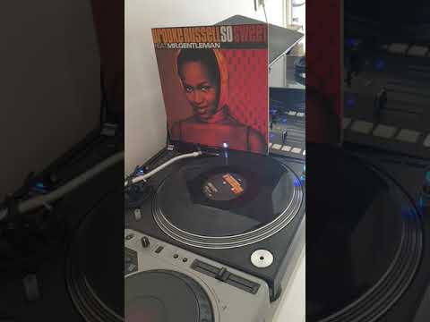 BROOKE RUSSELL FEAT MR GENTLEMAN (so sweet)