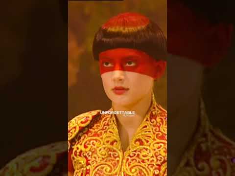 GIVENCHY BY ALEXANDER MCQUEEN FALL 1998/99