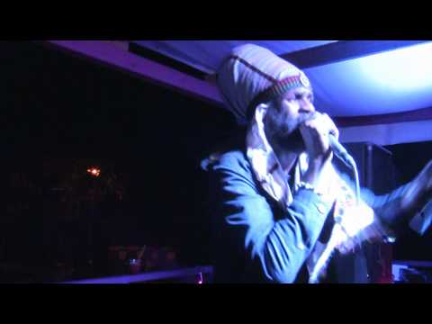 Fitta Warri Dirty Dancehall Live in Poland