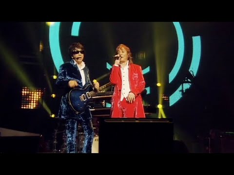 BE TOGETHER のサムネイル