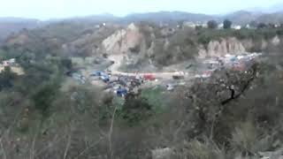preview picture of video 'त्रिलोक पुर पहाड़ की चढ़ाई(1)'